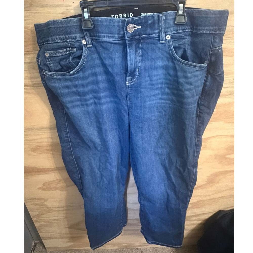 Women's Torrid 18 Crop Bombshell Skinny Jeans Elastic Denim